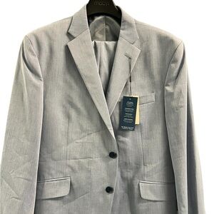 REACTION TENNETH COLE SUIT